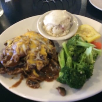 Cotton Patch Cafe - American Near Me - Denison, Texas