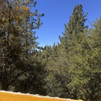 The Idyllwild Bunkhouse - Hotels Near Me - Idyllwild, California The Idyllwild Bunkhouse - Hotels Near Me - Idyllwild, California