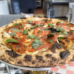 Pizza Cafe LA - Margherita