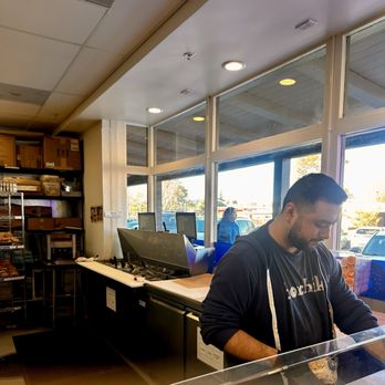 Boichik Bagels - Window views - Bagels Near Me - Concord, California