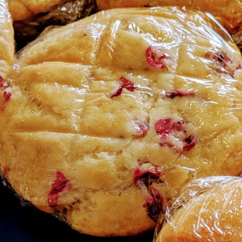 On the Rise Bakery - Cranberry muffin - Bakeries Near Me - Detroit, Michigan On the Rise Bakery - Cranberry muffin - Bakeries Near Me - Detroit, Michigan