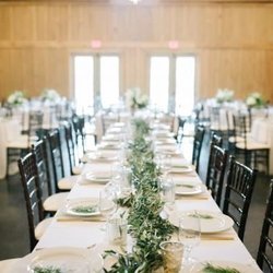 Mangroves Catering - Catered wedding reception at Bowing Oaks Plantation