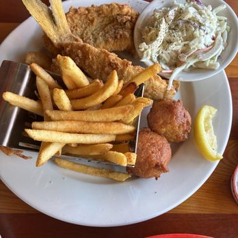 The Crab Trap, Perdido Key - Red snapper and shrimp - Seafood Near Me - Pensacola, Florida The Crab Trap, Perdido Key - Red snapper and shrimp - Seafood Near Me - Pensacola, Florida