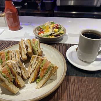 Florence Prime Diner - Grilled Chicken Club - Diners Near Me - Elmhurst, New York