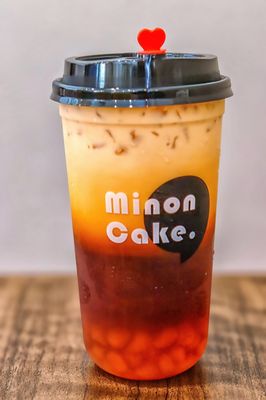 Minon Cake by null