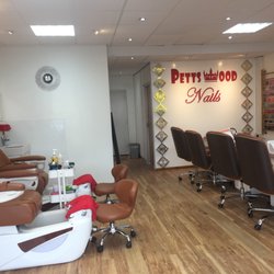 Petts Wood Nails and Beauty Salon - 213 Petts Wood Rd, BR5 1LA. Tel: 01689 638 916