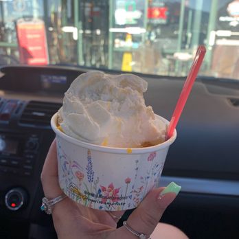 Everything Colorado - Gelato - Souvenir Shops Near Me - Dillon, Colorado