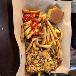 Mission BBQ - Pulled pork, fries, corn bread