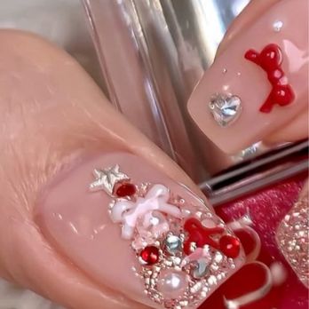 Milavu Nail Studio - The Christmas tree I asked for on my index finger - Nail Salons Near Me - Orange, California