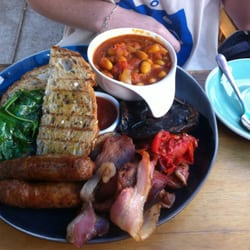 Fordham's Milk Bar - Big Brekky (customised -eggs, +baked beans)