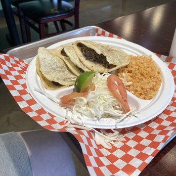 LONCHES DON PEPE - 3 Gorditas Plate - Tacos Near Me - Mesquite, Texas