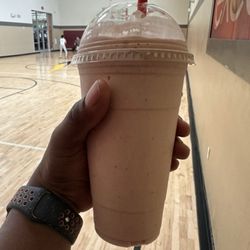 NrGize Lifestyle Cafe - PB &J meal replacement smoothie! Size medium but it's huge! Delicious! Added the multivitamin