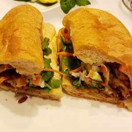 Banh Mi Ga Nuong