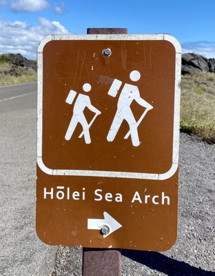 Hōlei Sea Arch by null