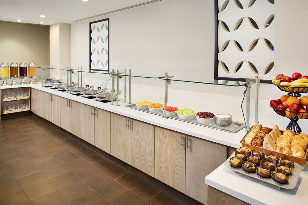 Hilton Atlanta Perimeter Suites
