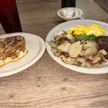 Skillet N Grill - Skillet 1/2 Combo. Looks Tasty - Breakfast & Brunch Near Me - Arlington, Texas Skillet N Grill - Skillet 1/2 Combo. Looks Tasty - Breakfast & Brunch Near Me - Arlington, Texas