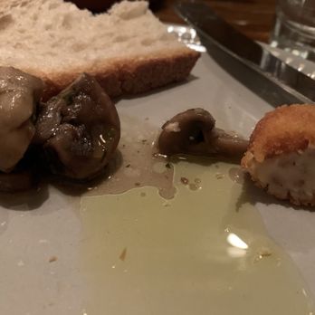 Tentempié Madrid - Champinones and croquetas - Tapas/Small Plates Near Me - Mamaroneck, New York Tentempié Madrid - Champinones and croquetas - Tapas/Small Plates Near Me - Mamaroneck, New York