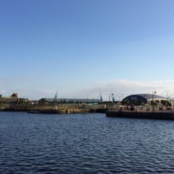 Aquabus - Views from the bay tour.