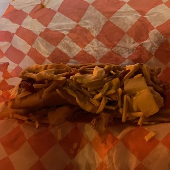 Dogma Grill - Del peor hotdog de la historia,  quería satisfacer mi antojo y que más simple que un hotdog y resulta ser el peor de la vida ! - Hot Dogs Near Me - Miami, Florida
