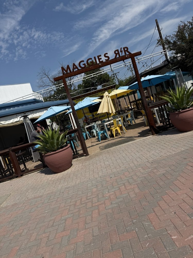 Maggie's R&R