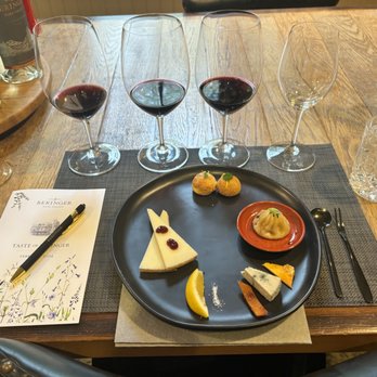 Beringer Vineyards - Tasting - Wineries Near Me - St. Helena, California