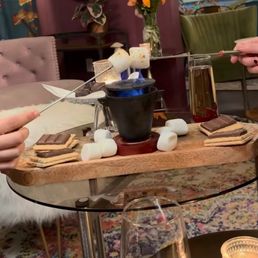 Tabletop campfire s'mores Tabletop campfire s'mores