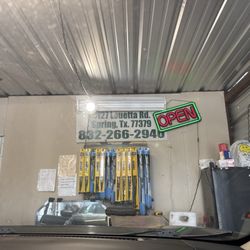 Mr. Jiffy Sticker
