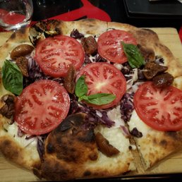 #Outstanding pizza!!! 5      With sautéed onions, radicchio, fresh tomatoes, basil and figs in port!  Delicious!