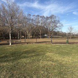 Ballenger Creek Dog Park - Fenced in area medium sized dogs