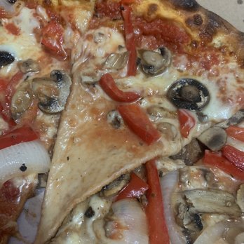 Carmine's Pizzeria - Pizza Near Me - Brooklyn, New York