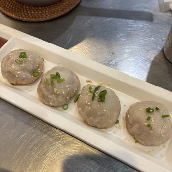 Din‘s Kitchen - Dim Sum Near Me - Brooklyn, New York