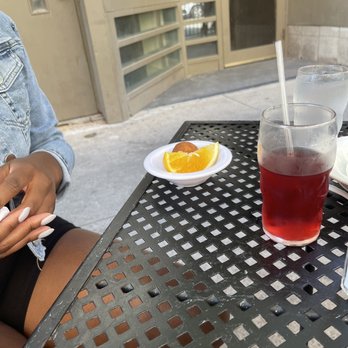 Lou Mitchell's - Cranberry Cocktail - Breakfast & Brunch Near Me - Chicago, Illinois