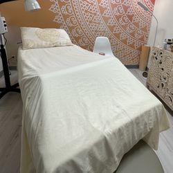 Heidrun Jacobi Acupuncture - Treatment room #2