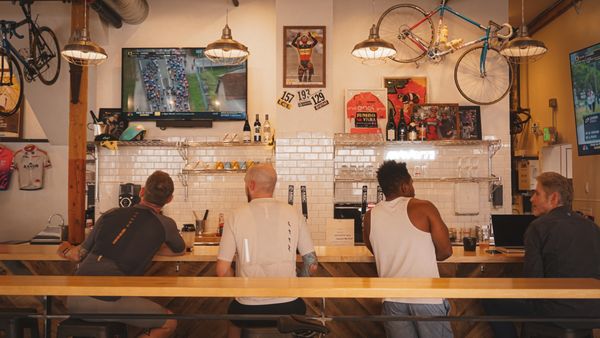 Métier Cycling & Cafe by null