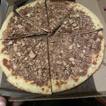 Pizza Pizza - Coffee crisp dessert pizza - Pizza Near Me - Abbotsford, British Columbia