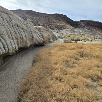 Red Rock Canyon State Park - Hiking Near Me - Cantil, California Red Rock Canyon State Park - Hiking Near Me - Cantil, California