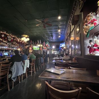 Brehon Pub - Great place to hang out! - Pubs Near Me - Chicago, Illinois