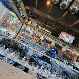 Bar Area with Beautiful Decor Bar Area with Beautiful Decor