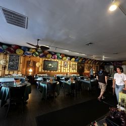Charm Thai Cuisine - Inside