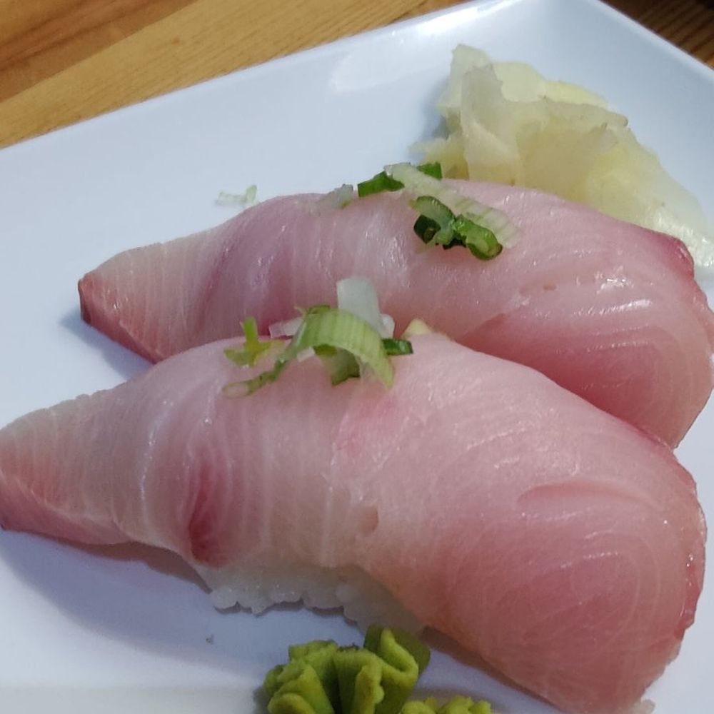 Mizu Sushi - Yellowtail nigiri - Sushi Bars Near Me - Portland, Oregon