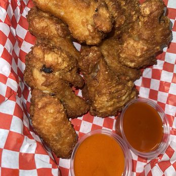 Biaggio's Pizzeria - Chicken Wings (8) - Pizza Near Me - Las Vegas, Nevada