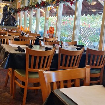 Cook's Buffet Cafe and Bakery - Buffets Near Me - Deland, Florida