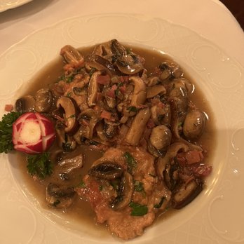 Michael's - Veal scaloppini - Italian Near Me - Brooklyn, New York Michael's - Veal scaloppini - Italian Near Me - Brooklyn, New York