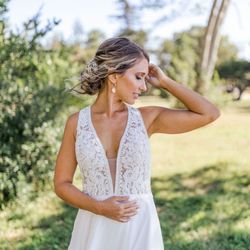 Citrine Bride - Photo by Chelsey Kraus