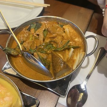 Koon Thai Kitchen - Beef red curry - Thai Near Me - San Diego, California Koon Thai Kitchen - Beef red curry - Thai Near Me - San Diego, California