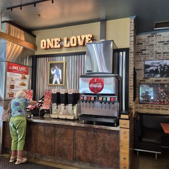 Raising Cane's Chicken Fingers - Fast Food Near Me - The Colony, Texas Raising Cane's Chicken Fingers - Fast Food Near Me - The Colony, Texas