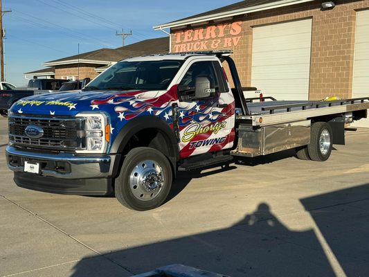 Shorty's Towing