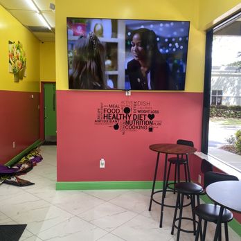 C O Smoothie Shop - Spacious Seating Area - Juice Bars & Smoothies Near Me - West Palm Beach, Florida C O Smoothie Shop - Spacious Seating Area - Juice Bars & Smoothies Near Me - West Palm Beach, Florida