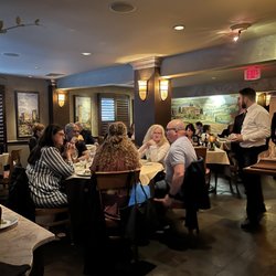 Cafe Emilia - Main room