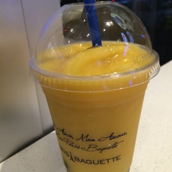 Paris Baguette - Mango bubble smoothie - Bakeries Near Me - Cambridge, Massachusetts Paris Baguette - Mango bubble smoothie - Bakeries Near Me - Cambridge, Massachusetts